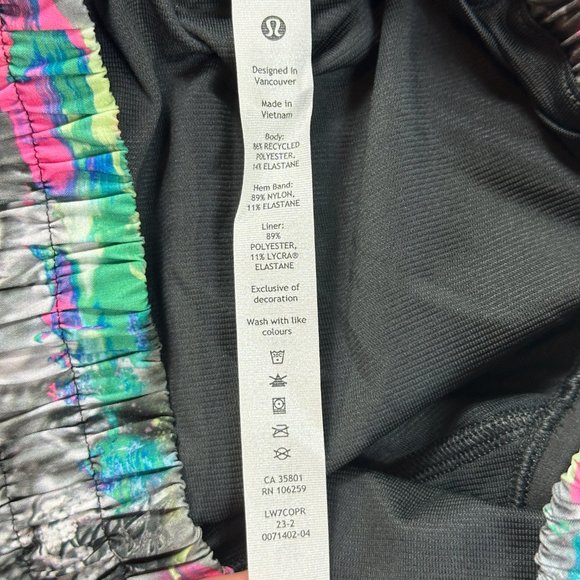 New Lululemon Hotty Hot Shorts Low-Rise Lined 2.5" PADM/GGRE Paint Strokes 8 10 - Picture 6 of 9